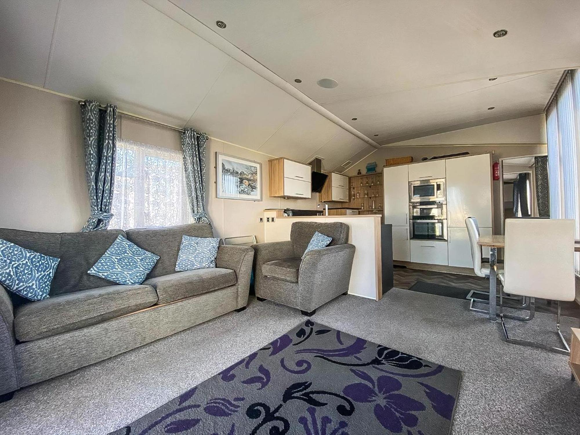 Luxury Caravan At Seaview Holiday Park In Kent Ref 47034Pb Whitstable Exteriér fotografie